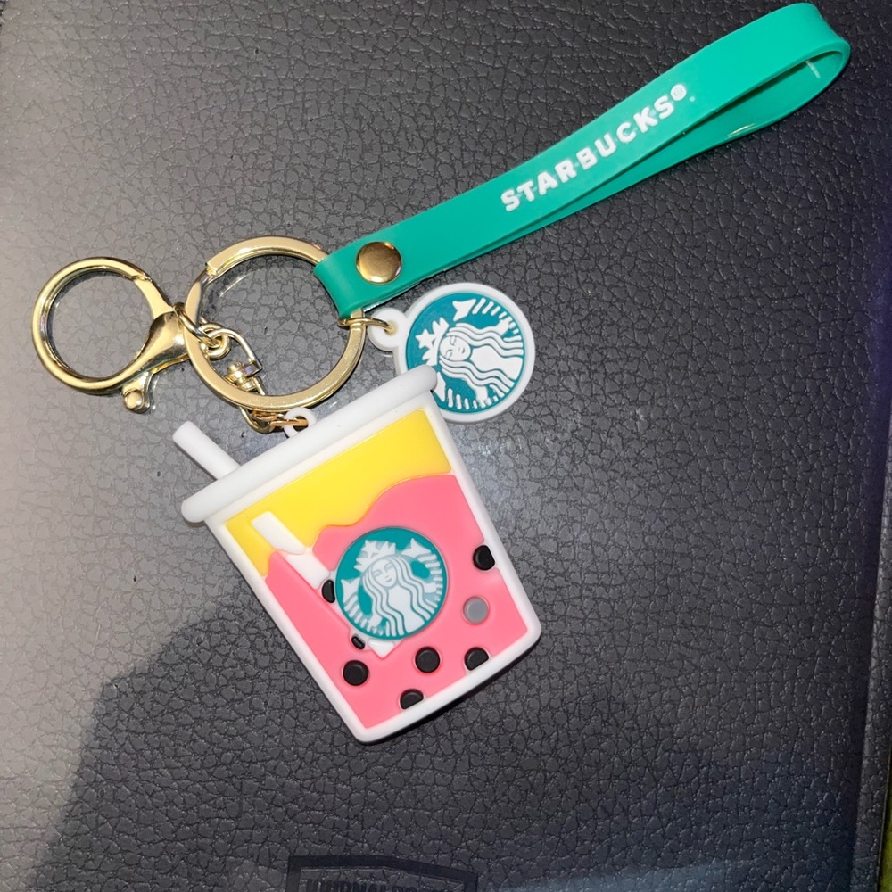 Starbucks boba tea keychain strawberry